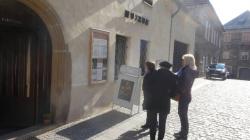 Spolek seniorů poznával památky na Kolínsku, příště se vypraví do Českého Krumlova. Přidáte se také? Foto: Radek Žďánský