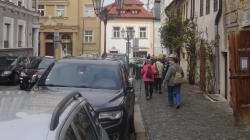 Spolek seniorů poznával památky na Kolínsku, příště se vypraví do Českého Krumlova. Přidáte se také? Foto: Radek Žďánský