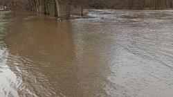 Jizera v Mnichově Hradišti 26. prosince 2023 v 11 hodin