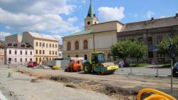 Mnichovo Hradiště, revitalizace náměstí, 6. 6. 2021. Foto: Petr Novák