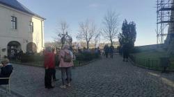 Druhou zastávkou výletu byl hrad Český Šternberk. Foto: Senioři nejen sobě