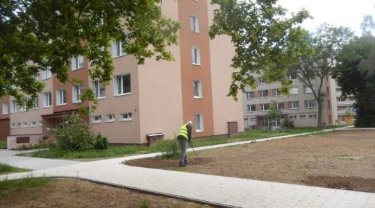 Stavební práce na mnichovohradišťském sídlišti Jaselská budou hotovy za necelé dva týdny. Foto: Jan Adam