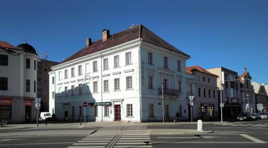 Infocentrum bude příští týden uzavřeno, poté se jej můžete nově navštívit v bývalém hotelu U Hroznu