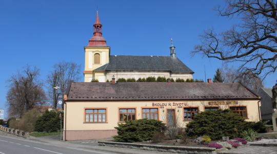 Noví provozovatelé Hospůdky Ve Škole v Bosni zvou na posezení