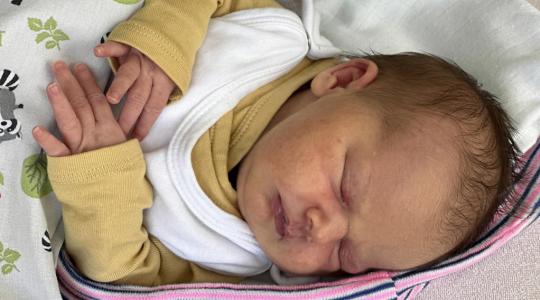Prvním miminkem roku 2023 je Natálka z Veselé. Foto: archiv rodiny