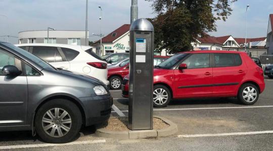 Parkoviště u Družby. Foto: město Mnichovo Hradiště