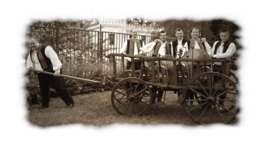 Předvečer folklorního festivalu bude patřit cimbálové muzice Žandár