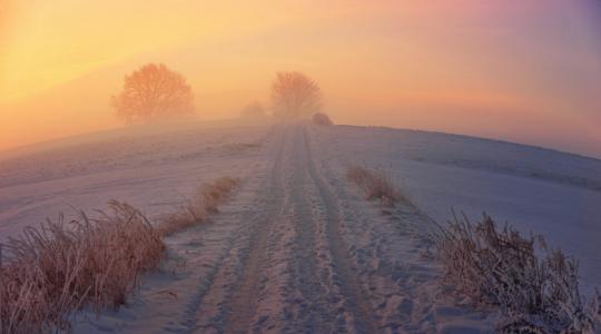 Letos v zimě nebudou z důvodu minimálního provozu udržovány čtyři silniční úseky v našem okolí. Ilustrační foto: fotobanka pixabay.com